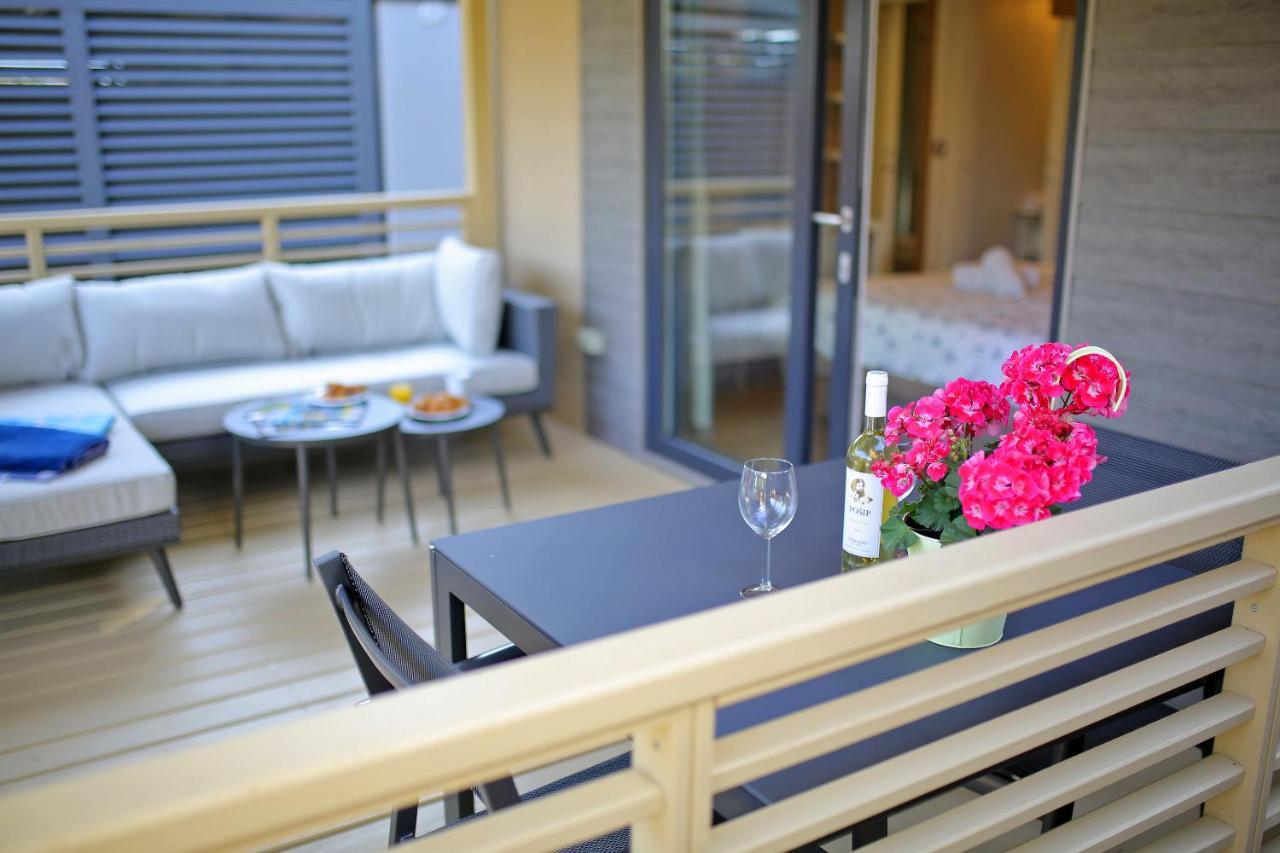 Mobile Homes & Bungalows Ljutic بيوغْغاد نا موغو المظهر الخارجي الصورة