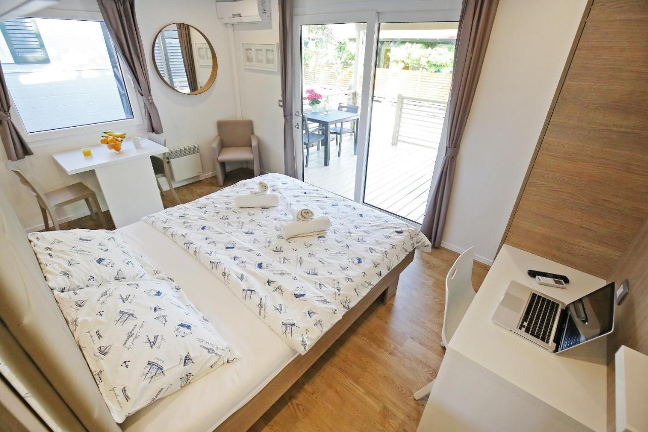 Mobile Homes & Bungalows Ljutic بيوغْغاد نا موغو المظهر الخارجي الصورة